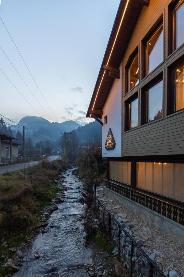 Ranger Chalet Moeciu De Sus Exterior photo